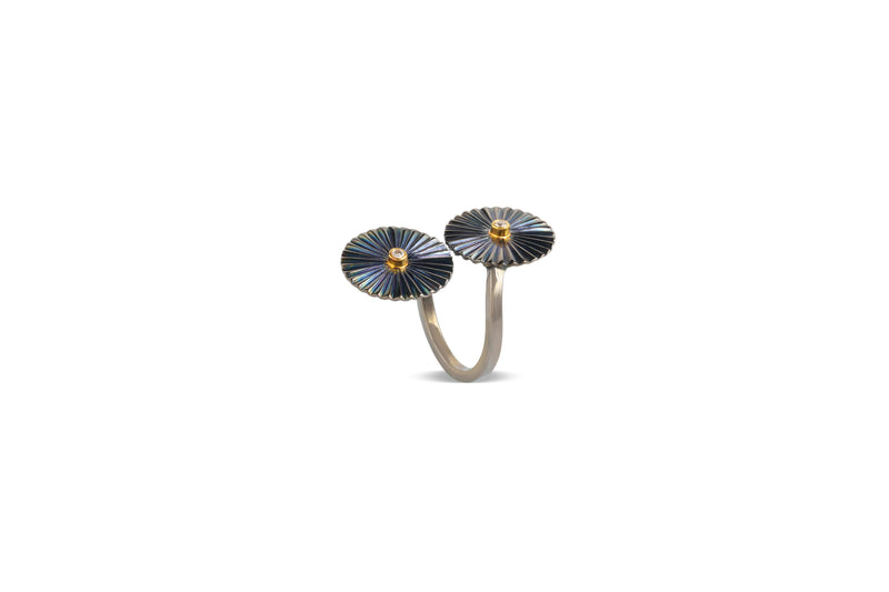 Studio Tara   I   18K Gold And Silver With Fvvs1 Diamonds Mulino Windmill Twisted Open Ring 14Mm Disk,  Ring Size : 6 Us  RI1647 - Shop Cult Modern