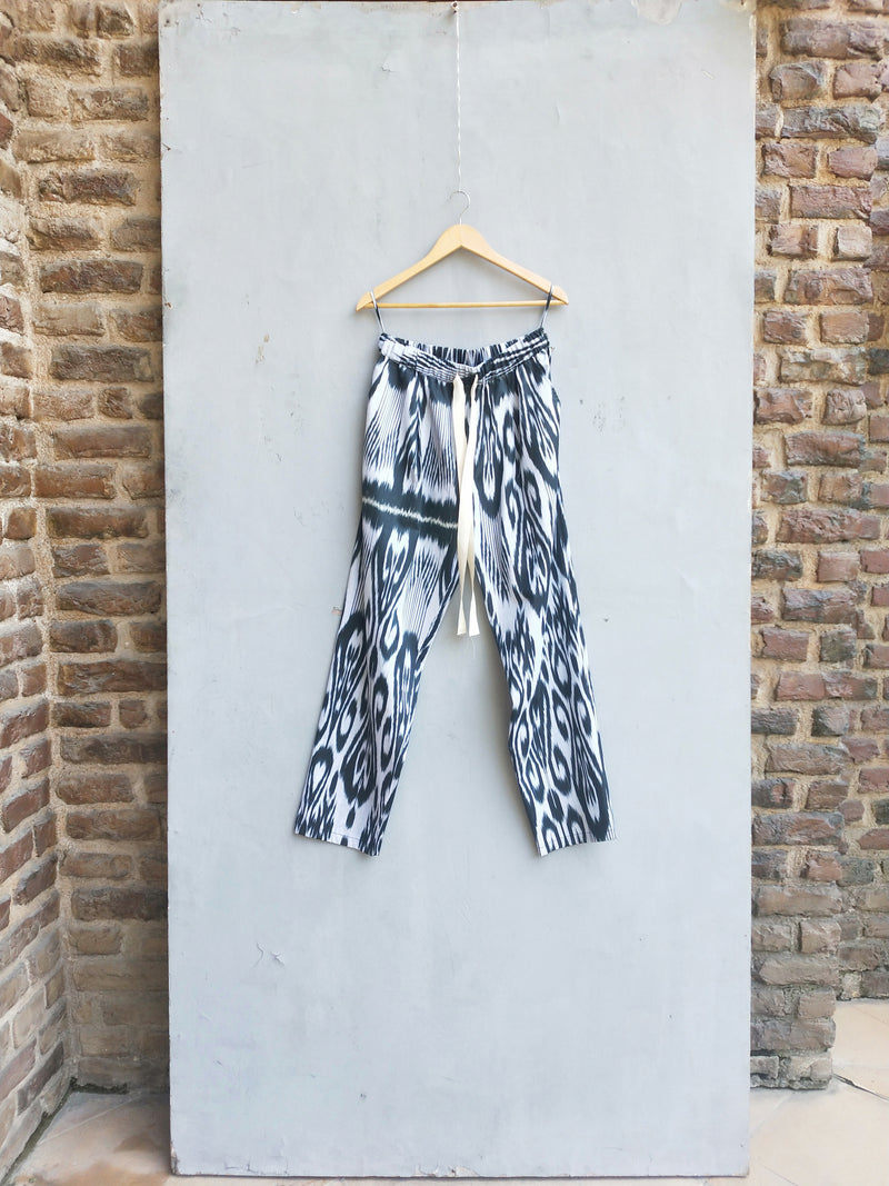 Summer Pants Duro Cotton Silk Ikat Fashion Edit Kai-26 Urvashi Kaur - Shop Cult Modern