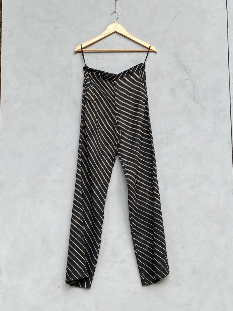 Summer Pants Rue Tussar Silk Fashion Edit Kai-33 Urvashi Kaur - Shop Cult Modern