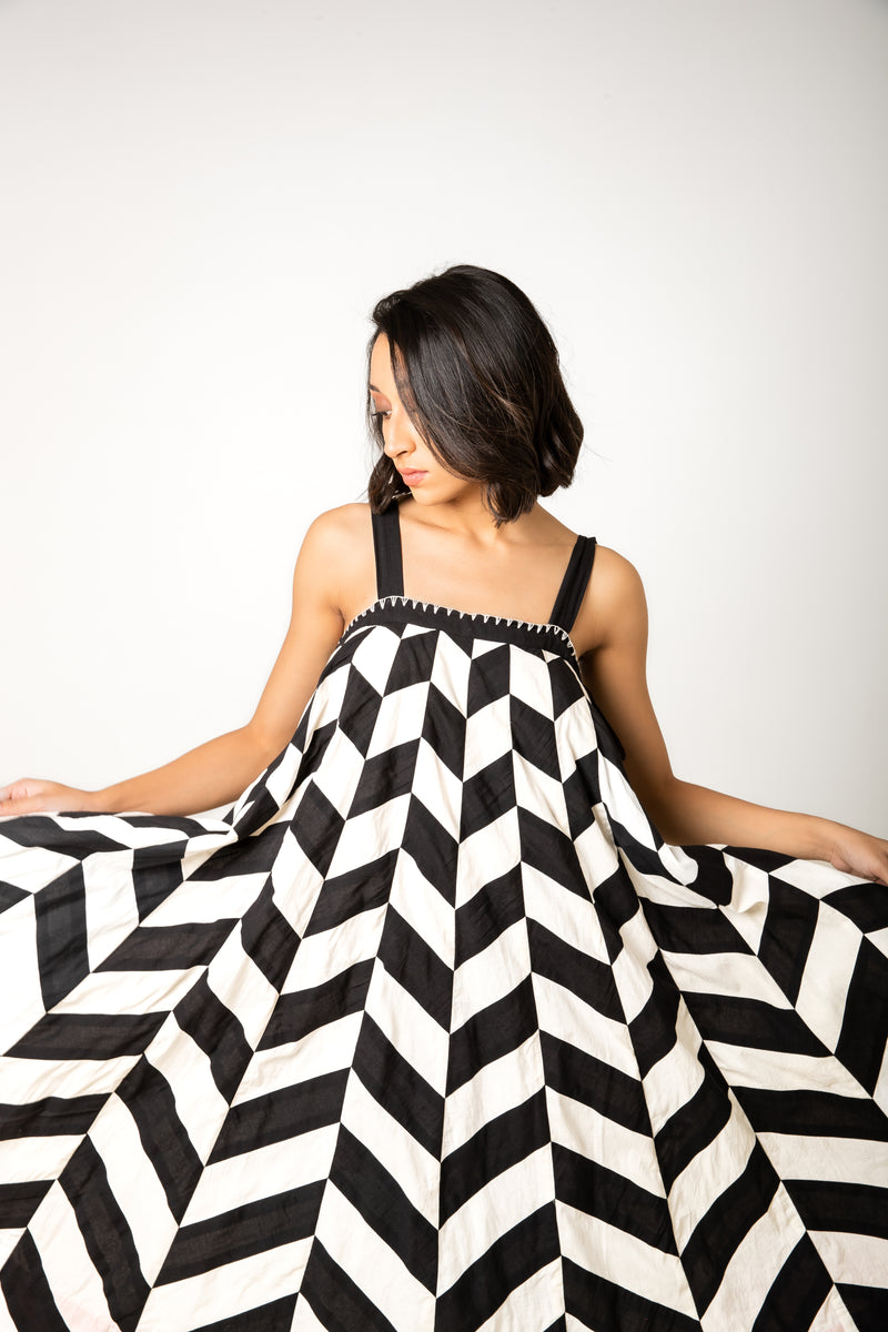 New Season Summer/Fall 2024-Dress Chevron Applique Cotton Para Black White -Ka-Sha - Fashion Edit Aseem - Shop Cult Modern