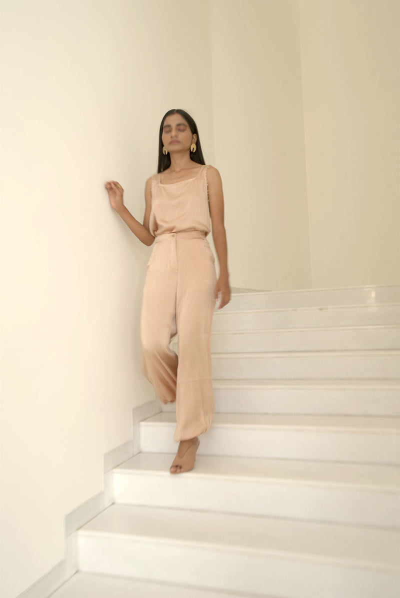 New Season Summer to Fall 2024-Pants Balloon Fit Silk Off White-CR/S/004-Suzanne-Fashion Edit Hemji - Shop Cult Modern