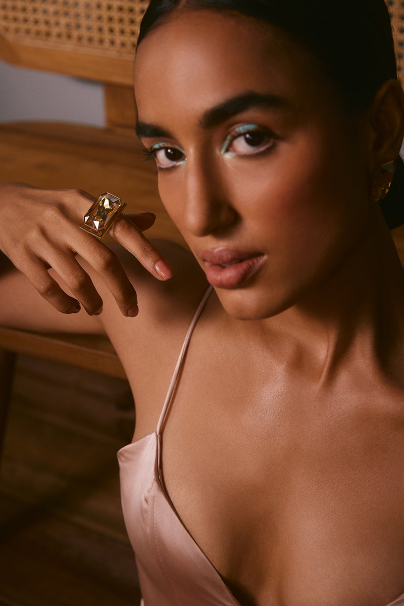 Fashion Jewelry-18k Gold Plated-Cocktail Ring-Radiance Crystal-Gold-VOYCE1008-M-Fashion Edit Voyce - Shop Cult Modern