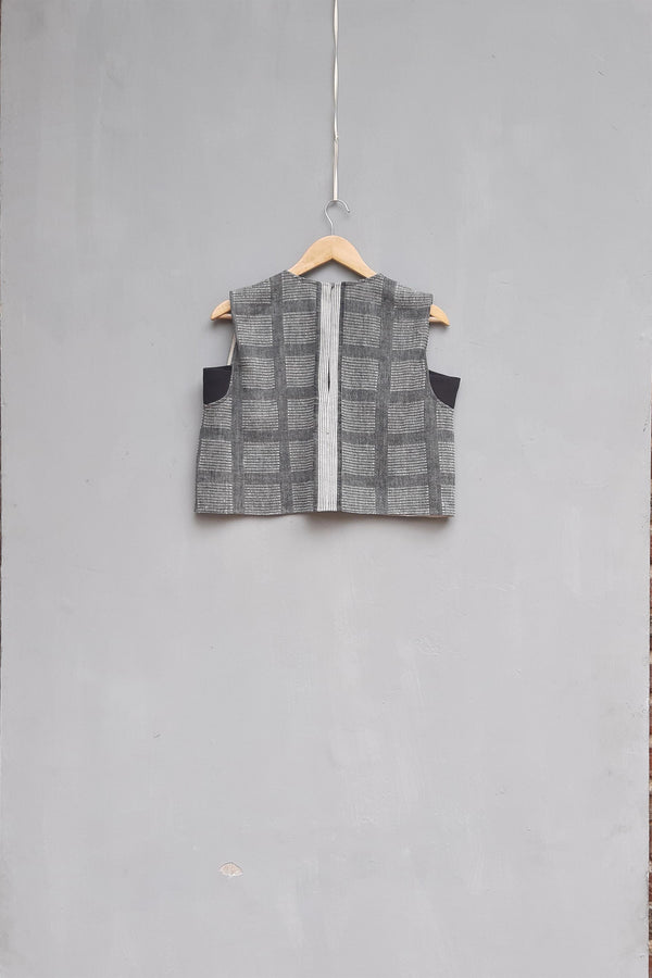 Urvashi Kaur   I   Mito BLOUSE FRIO handloom cotton and linen silk jersey slate TESSELLATE- 45 - Shop Cult Modern