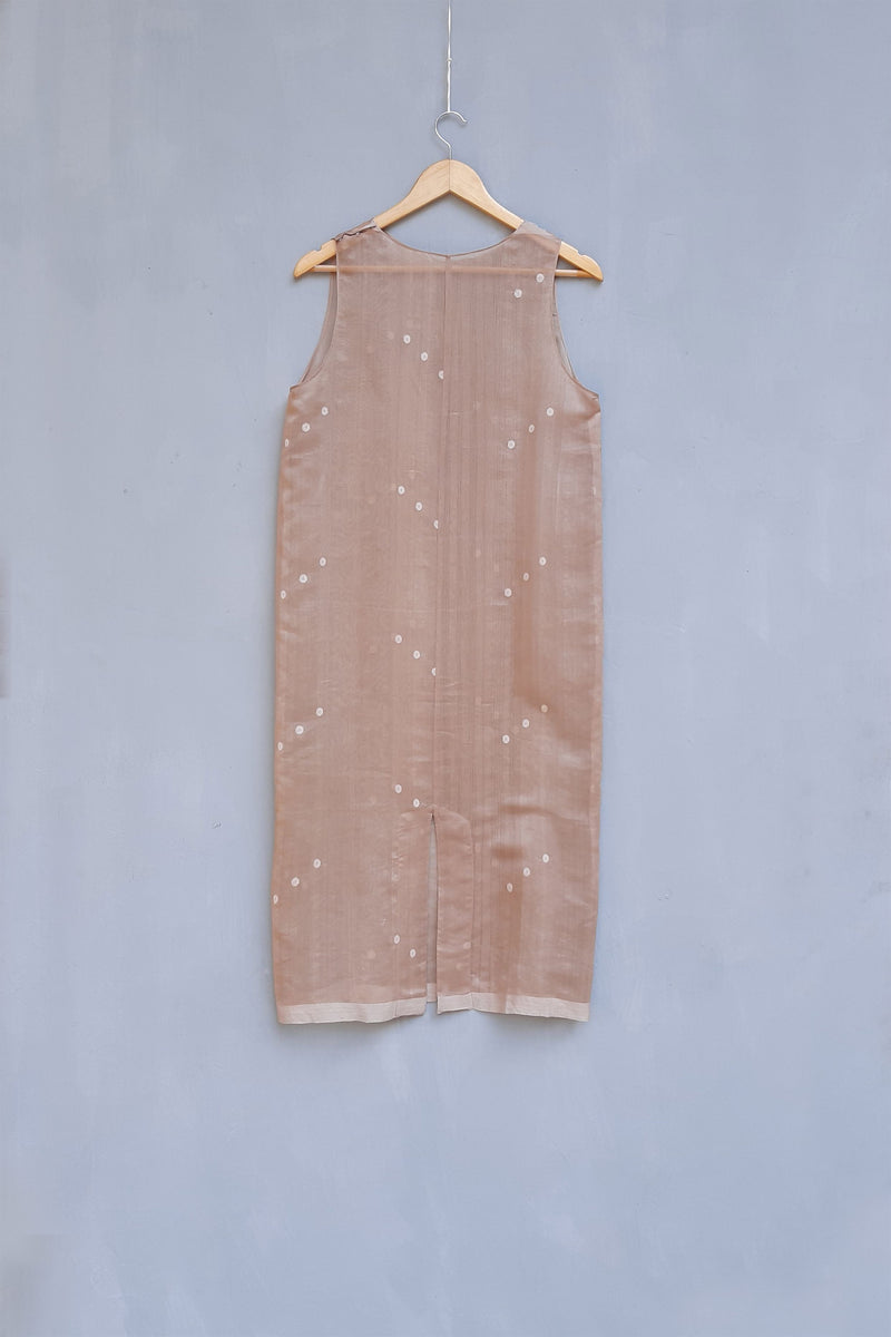 Urvashi Kaur   I   Ris SLEEVELESS DRESS WABI chanderi cotton silk nude TESSELLATE- 94 - Shop Cult Modern