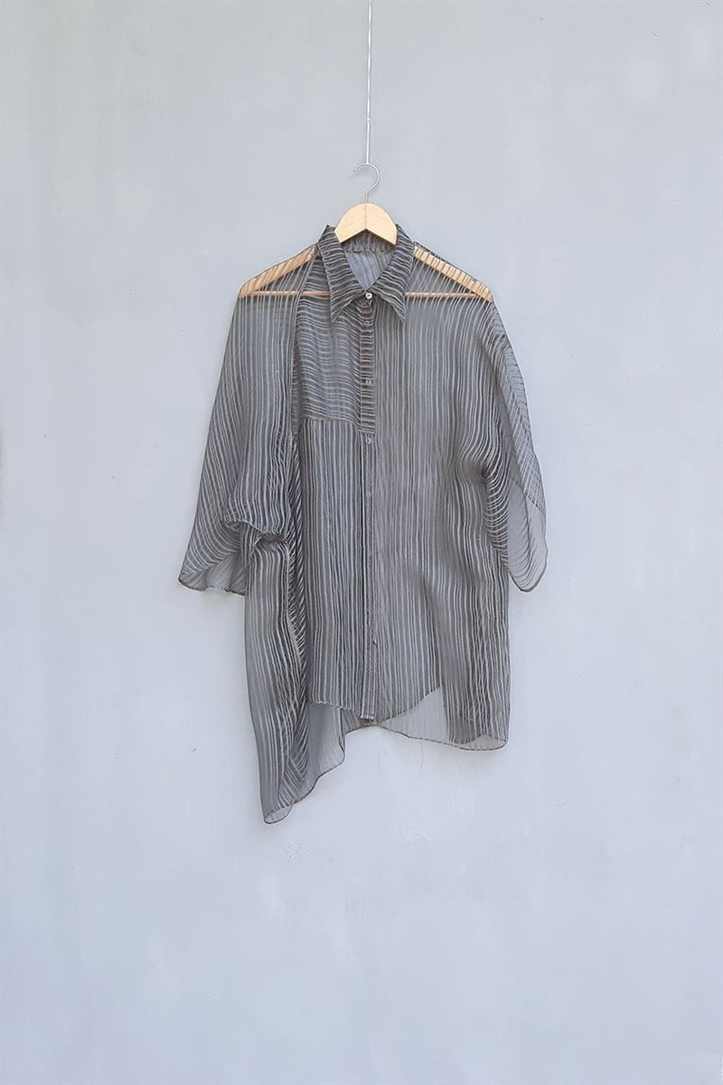 Urvashi Kaur   I   Tianmu SHIRT TERRA SHIRT linen noil slate TESSELLATE- 83 - Shop Cult Modern