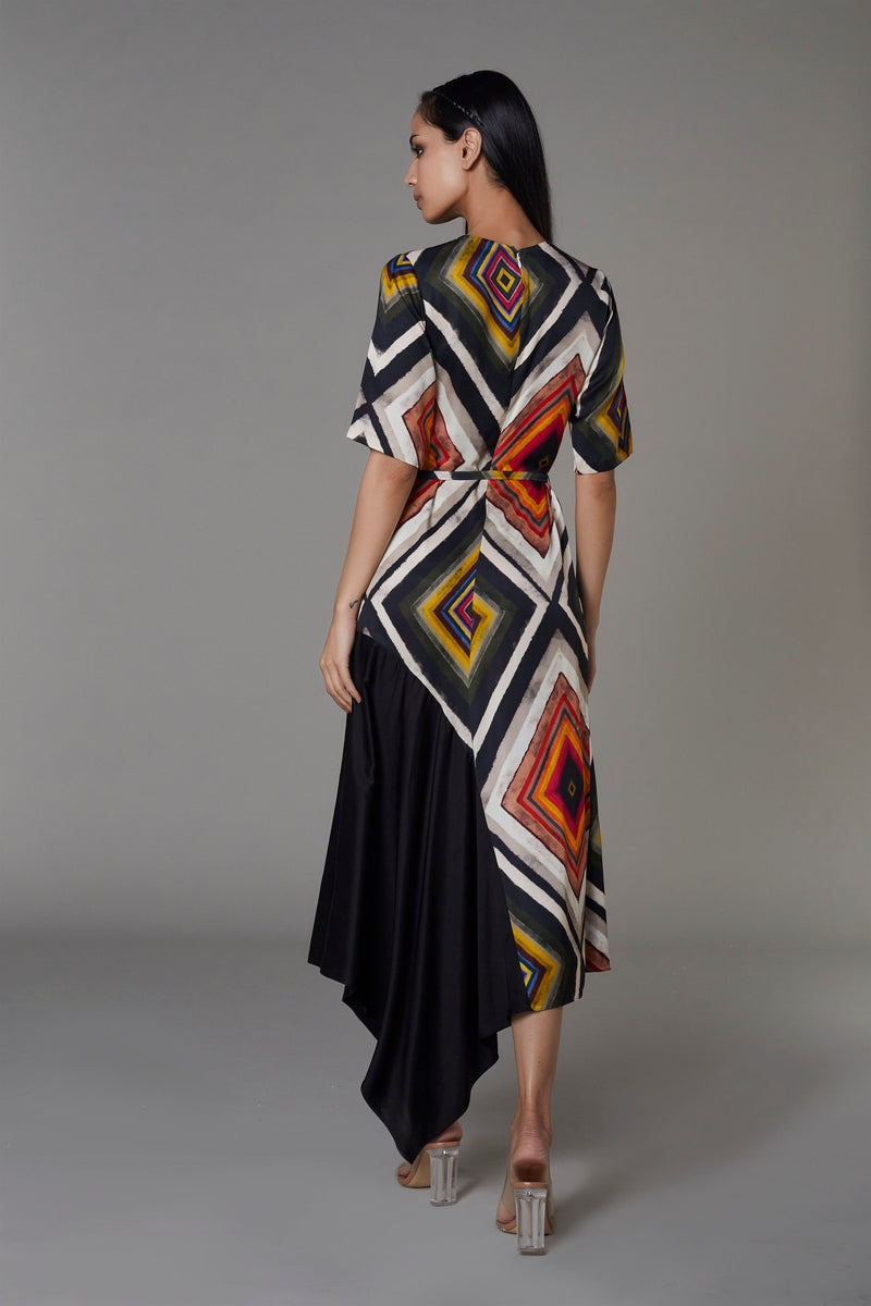 Saaksha & KinniÂ    I   Black big diamond asymmetric shift dress Satin Multi SS22025 - Shop Cult Modern