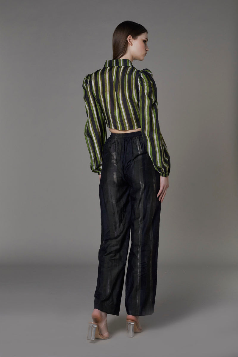 Saaksha & KinniÂ    I   Green stripe ruffle cape

Olive black bustier

Olive black pants Cape - Chiffon

Bustier - Satin

Trousers - Satin Cape - Green / Black

Bustier - Olive / Black

Trousers - Olive / Black SS22131

  SS22151

  SS22074 - Shop Cult Modern