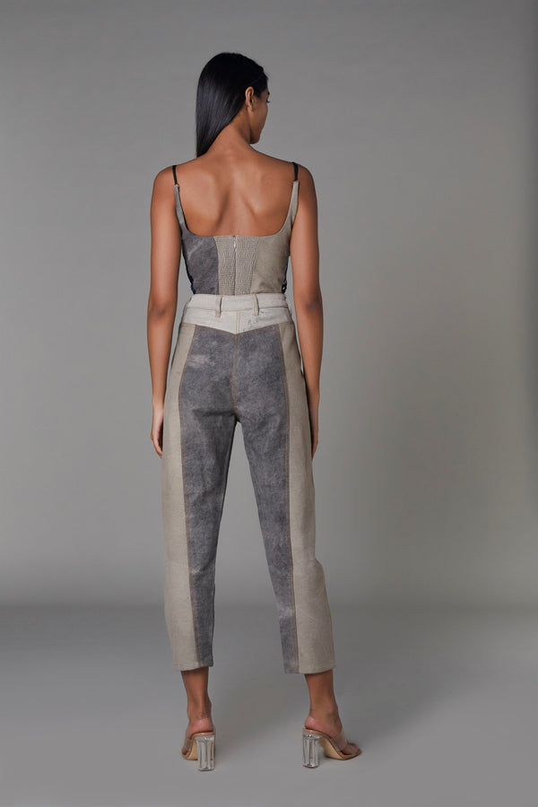 Saaksha & KinniÂ    I   Grey jeans

Embroidered denim swimsuit Denim Jeans - Grey

Bodysuit - Multi   SS22003

SS22037 - Shop Cult Modern