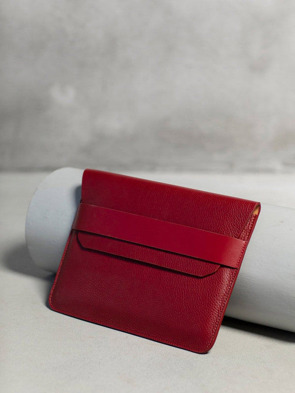 Perona   I   Bag - Laptop & Ipad Cover Felix Mini In Couture Red - Shop Cult Modern
