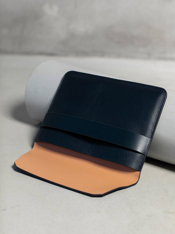 Perona   I   Bag - Laptop & Ipad Cover Felix Mini In Oxford Blue - Shop Cult Modern