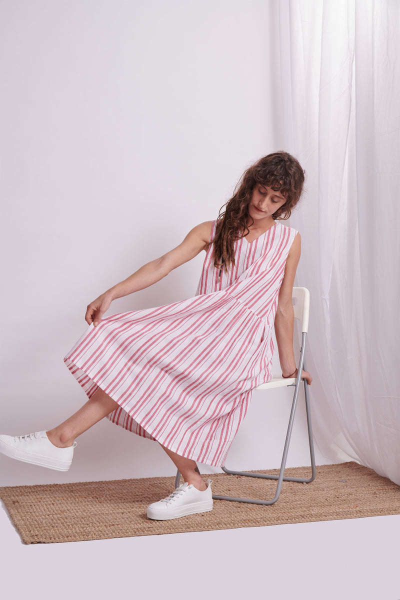 The Plavate I Monolit Iâ€™m on Vacation  Dress Cotton Red Stripes Daily Collection AW22-08 - Shop Cult Modern