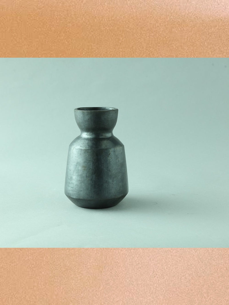 Ikai Asai   I   Deva Longpi Water Jar - Shop Cult Modern