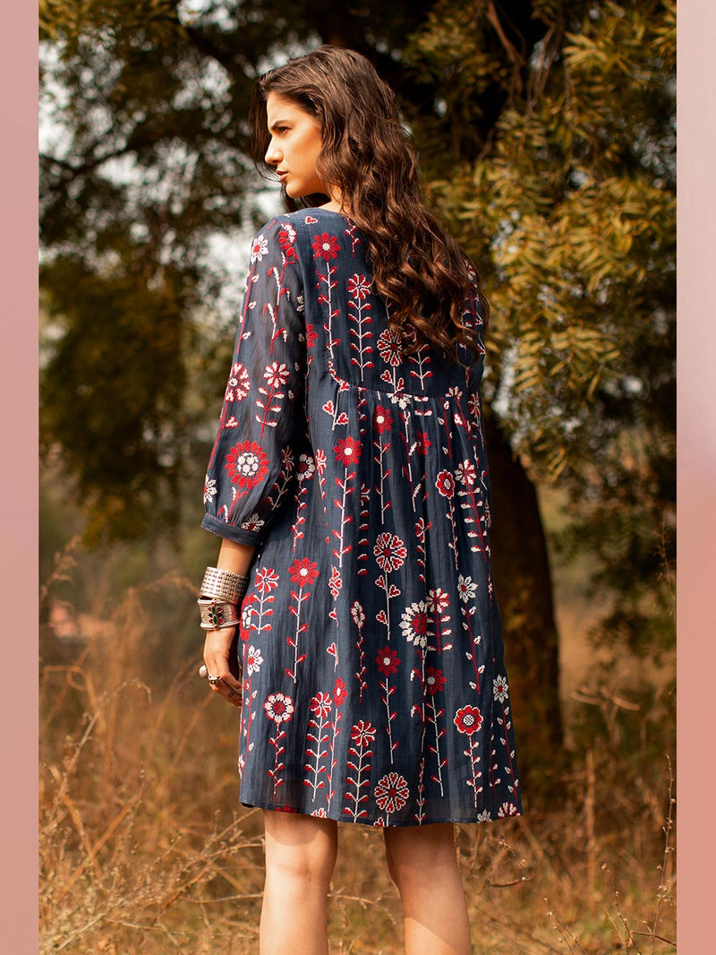Payal Pratap   -   Dress Leslie  I  Short Dress With Embroidery All Over And Beads Detailing On Neck - Shop Cult Modern