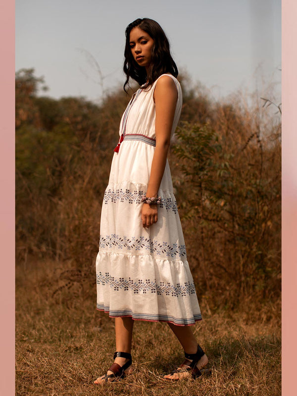 Payal Pratap   -   Dress Ida  I  Sleeveless Dress With Placement Embroidery - Shop Cult Modern