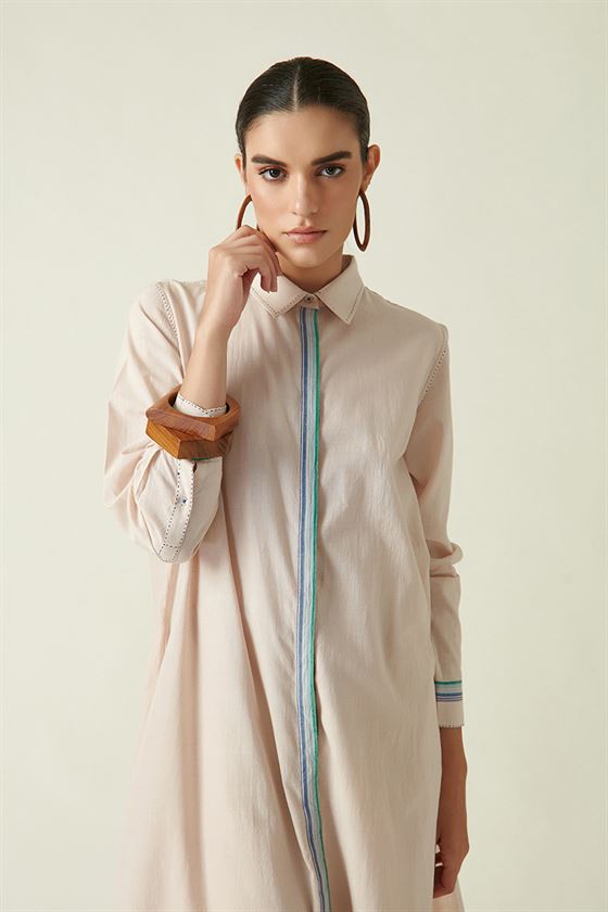 Payal Pratap   I   Humber Summit Felis Shirt Tunic Cotton Handloom Beige Transition Edit 4T-6 - Shop Cult Modern