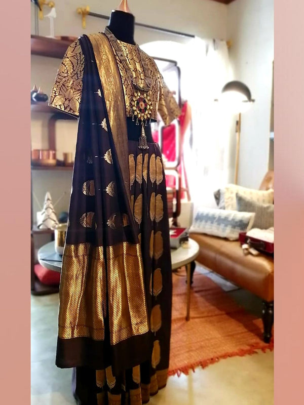 Raw Mango - sari-zoya-handwoven-silk-maroon - Shop Cult Modern