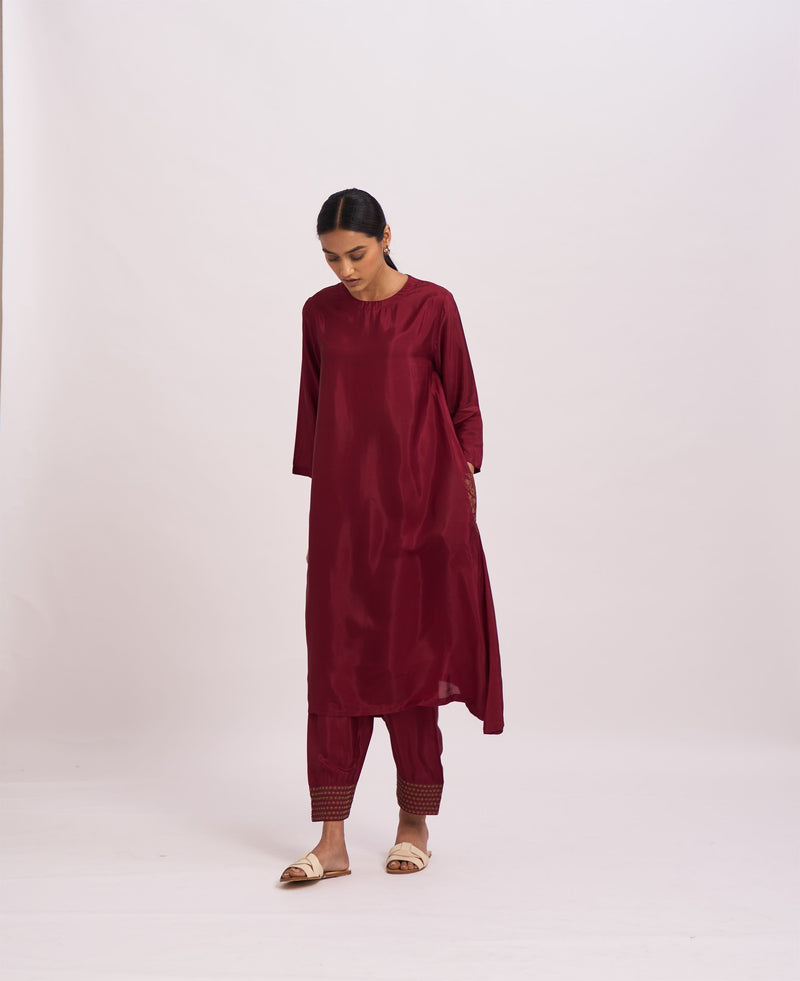Dot   I   Pocket Style Mushrif Kurta Set Cotton Silk Fabric is used in Kurta set Dark Red SS22-PS- DR - Shop Cult Modern