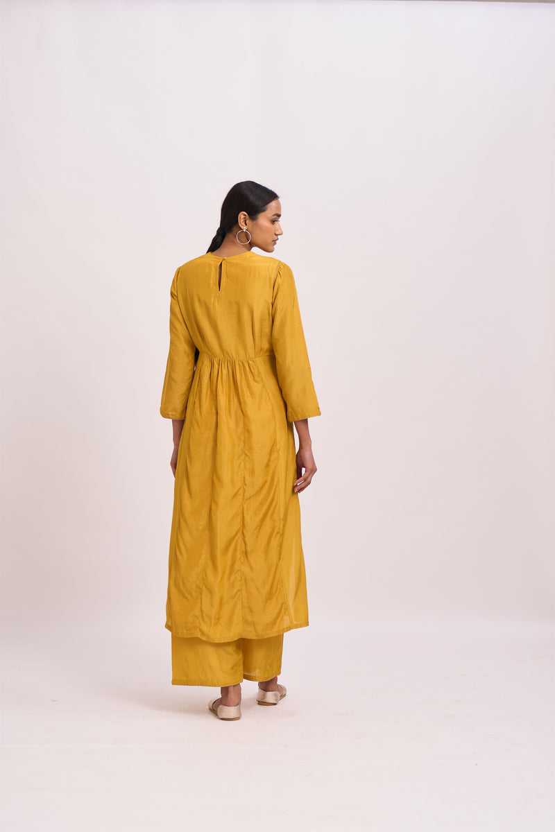 Dot   I   Aavni Maryah Kurta Set  Cotton Silk Kurta & Pant with Chanderi Scarf  Mustard SS22-PK-21 - Shop Cult Modern