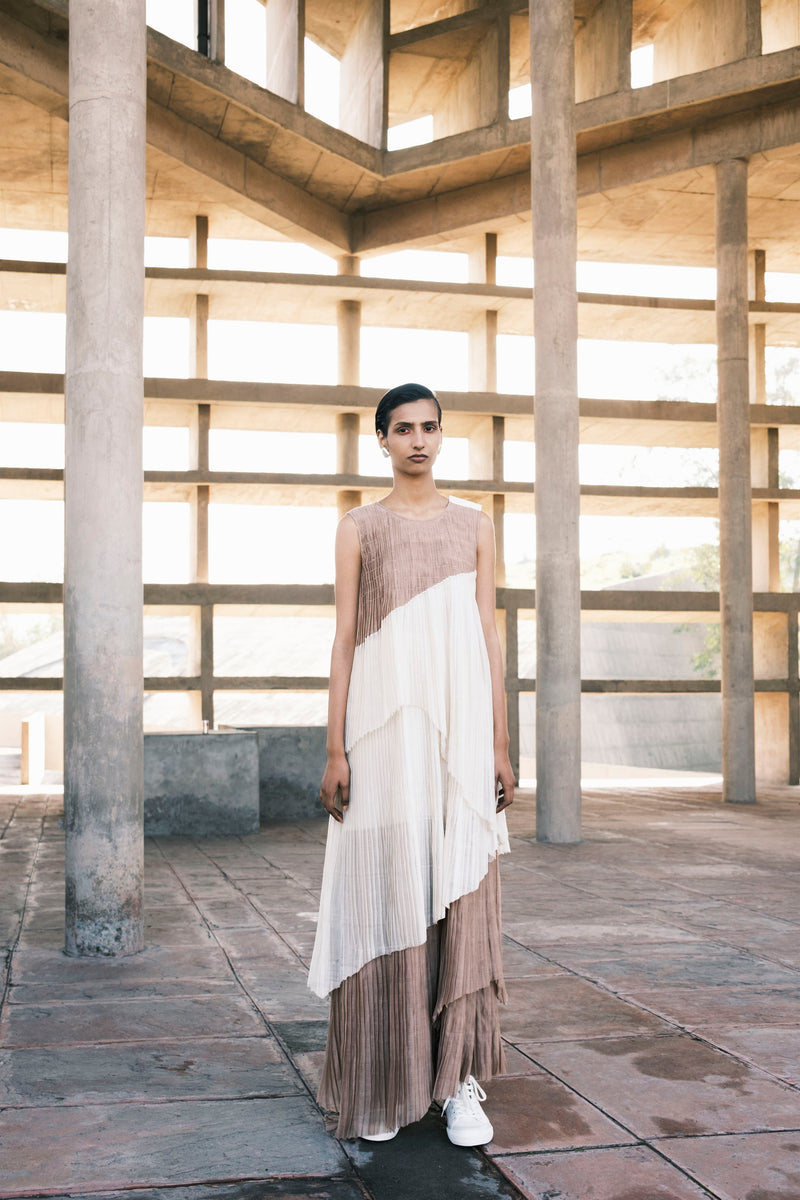 Urvashi Kaur   I   Beijing DRESS KAWA Chanderi Cotton Silk shell and nude TESSELLATE- 15 - Shop Cult Modern