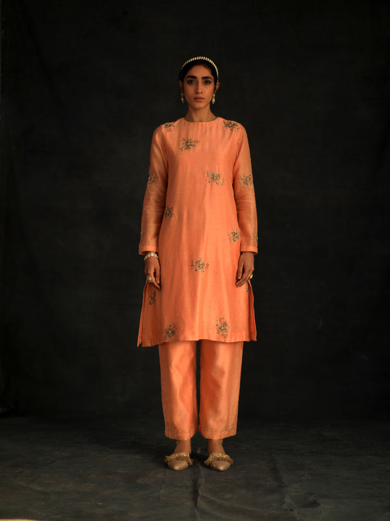 Shikha Mehta Britney Apricot Kaayra Kurta Set Silk Chanderi Peach Hana Ss21F-Ak - Shop Cult Modern