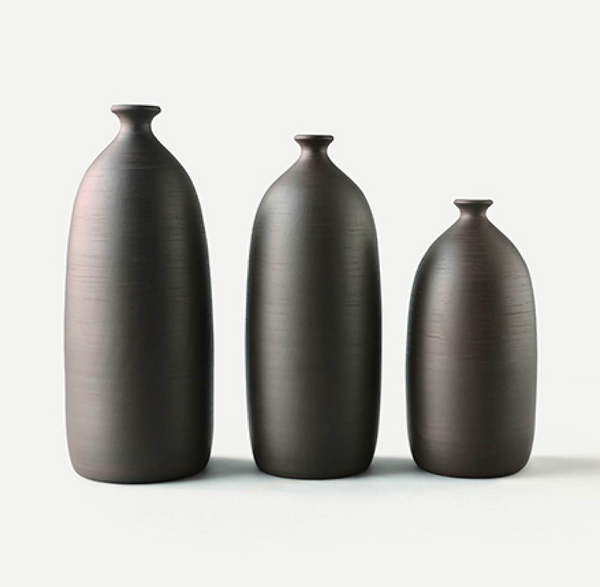Home Tableware Vases Talisman-Terracotta Vases-Ikai Asai - Shop Cult Modern