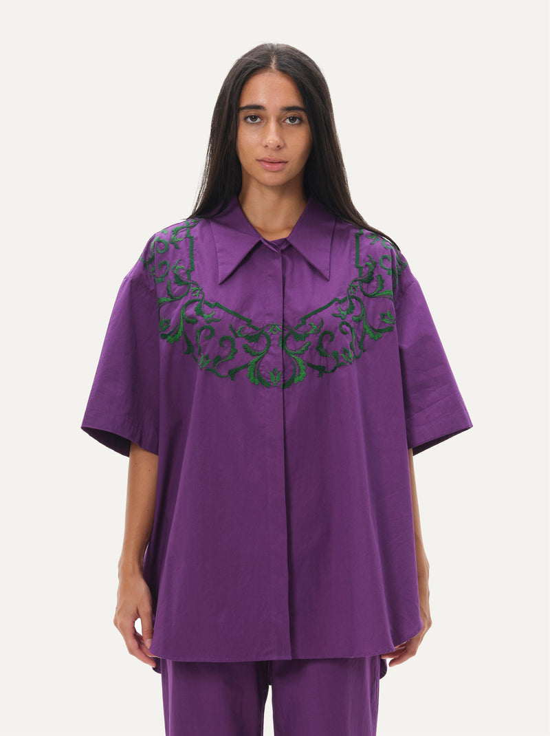 Naushad Ali   I   Embroidered boxy shirtGrape Signature Spring Summer 2062 Grape Poplin NA SS22 W27T - Shop Cult Modern