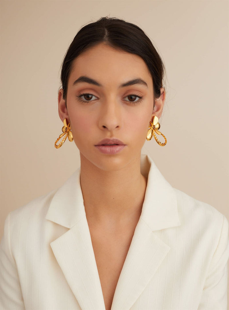 Outhouse   I   Oh Poppi Canal Street Tuberose Stud Earrings Brass, Gold Accessories OHAW21EA031 - Shop Cult Modern