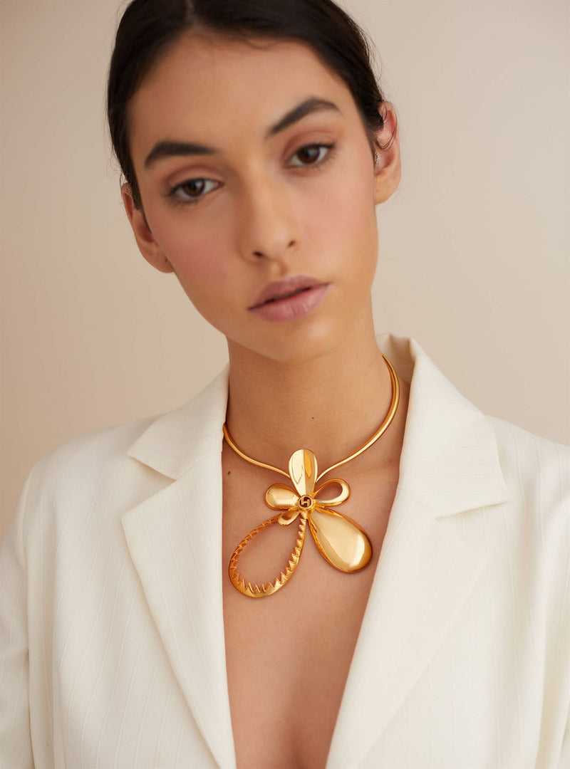 Outhouse   I   Oh Poppi Wall Street Tuberose Necklace Brass, Gold Accessories OHAW21NE031 - Shop Cult Modern