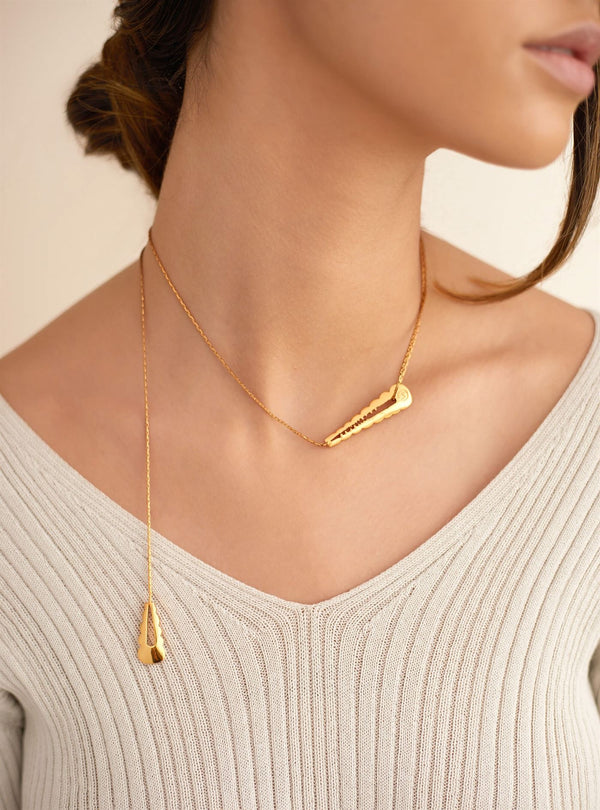 Outhouse   I   OH Epee Vintage Row Drop Pendant Necklace Brass Gold Accessories  OHAW21PE601 - Shop Cult Modern