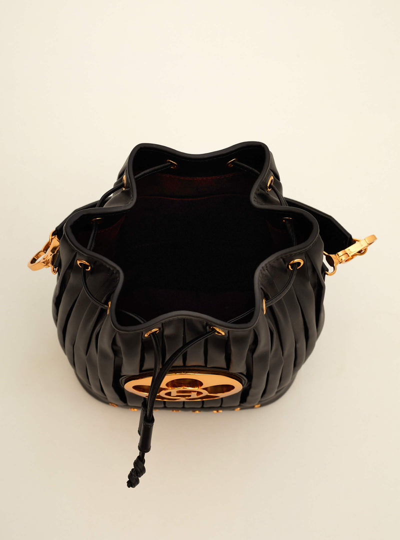 Outhouse   I   Oh Poppi East 9th Street Bucket Bag in Noir Black Vegan Leather Accessories OHBG21BB071 - Shop Cult Modern