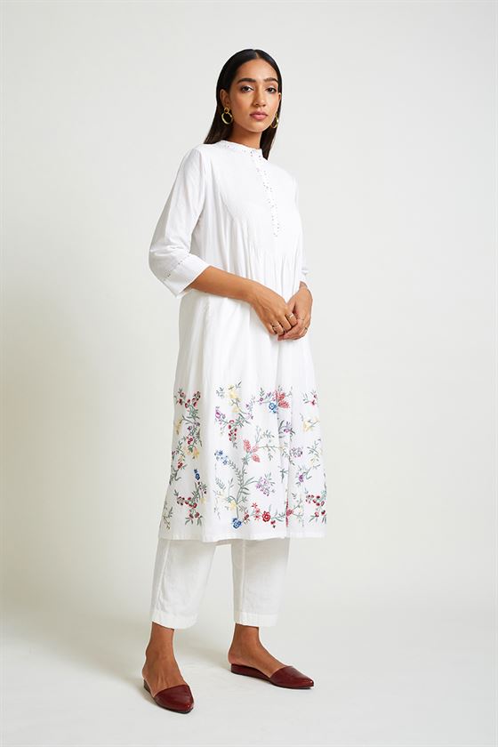 Payal Pratap   -   Rock Garden Oriole Embroidered Kurta Pant Set (2pcs) - Shop Cult Modern