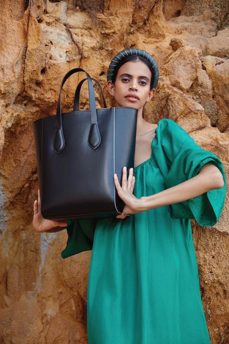 Tanned   I   Ordinary Tote    Tote  Black  TO/OT-BLK  I Leather Bag - Shop Cult Modern