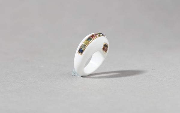 Studio Tara   I   Dali 18K Yellow Gold With Multicolour Sapphires Strip And Block On White Corian Ring - Shop Cult Modern