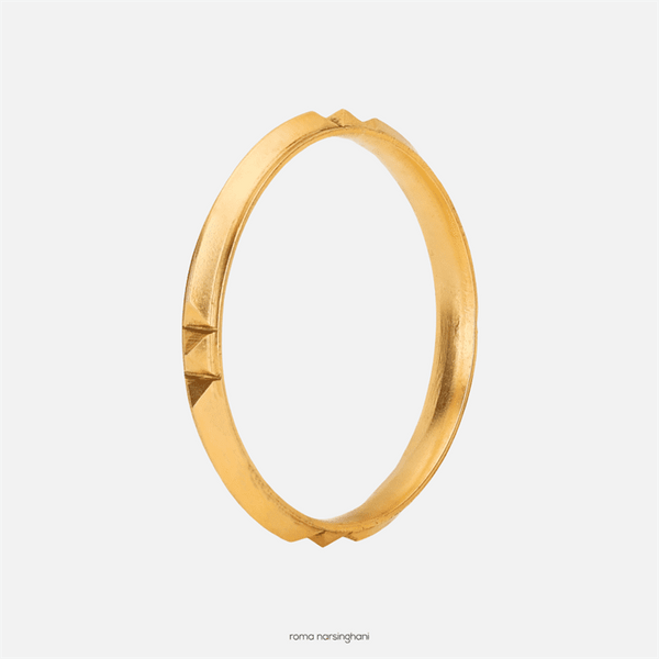 Roma Narsinghani Pyramid Kada Bangle The piece is set in brass with 18KT gold finesse. Each piece is unique and handcrafted by our artisans. RNLOVE02 - Shop Cult Modern