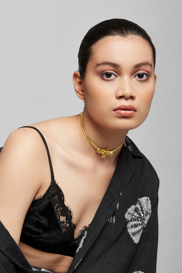 Roma Narsinghani Heart taweez choker Choker The piece is set in brass, hand enameled with 18KT gold finesse. Each piece is unique and handcrafted by our artisans. RNLOVE07 - Shop Cult Modern