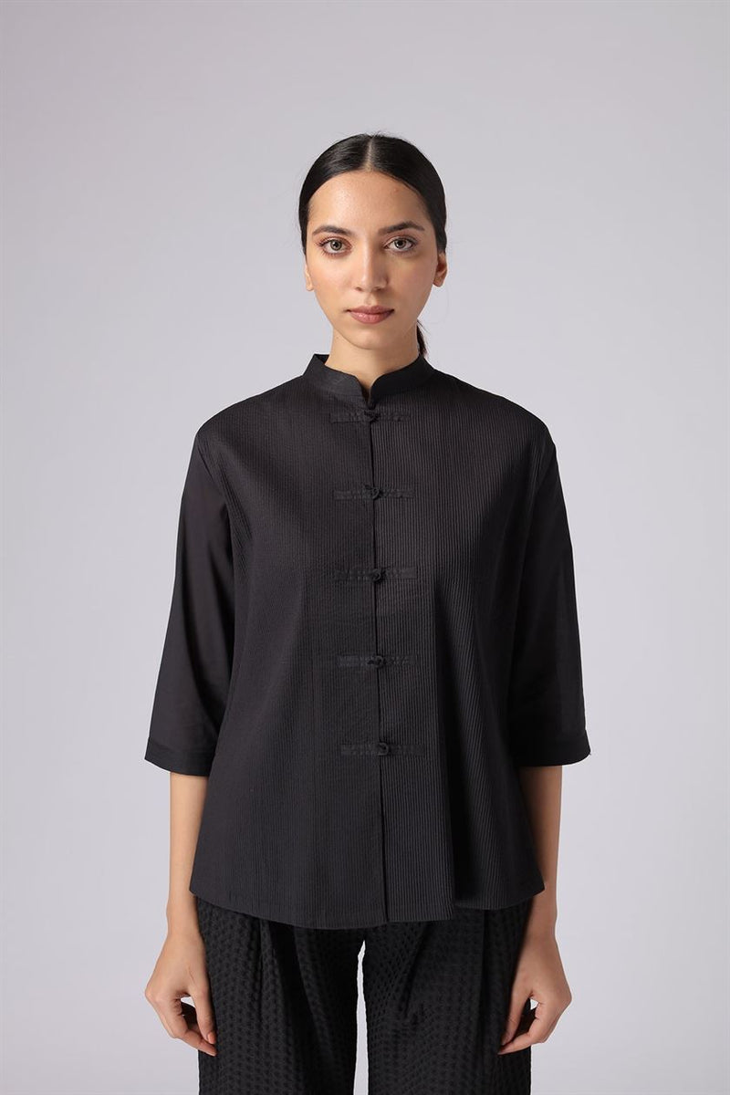 Rajesh Pratap Singh   I   Dei Shirt
  Black  1IN-4/1FN-42
  Women classic collection - Shop Cult Modern