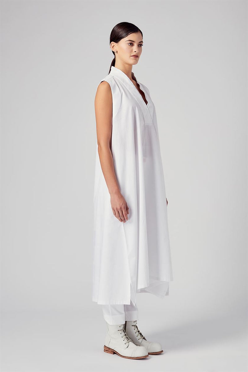 Rajesh Pratap Singh   I   Kosa V-neck tunic dress   White  8TH-2  Women classic collection - Shop Cult Modern
