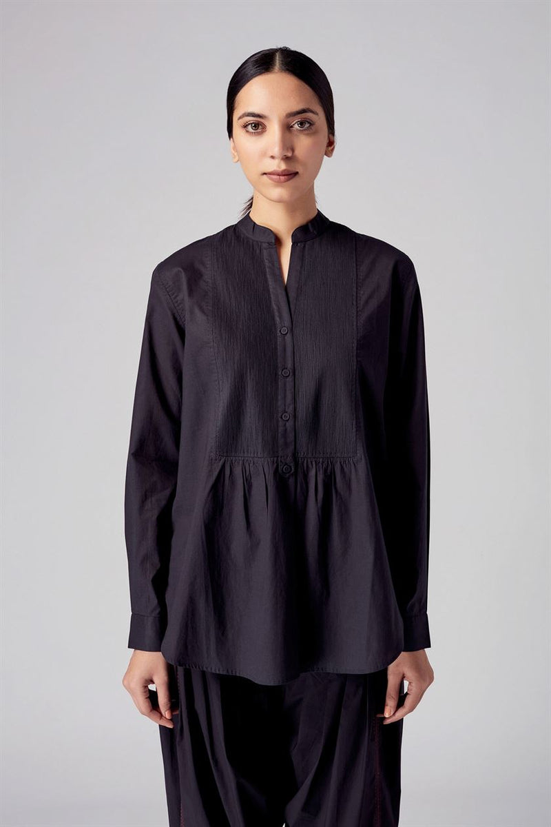 Rajesh Pratap Singh   I   Palri shirt  Black  1-15/1AR-P40
  Women classic collection - Shop Cult Modern