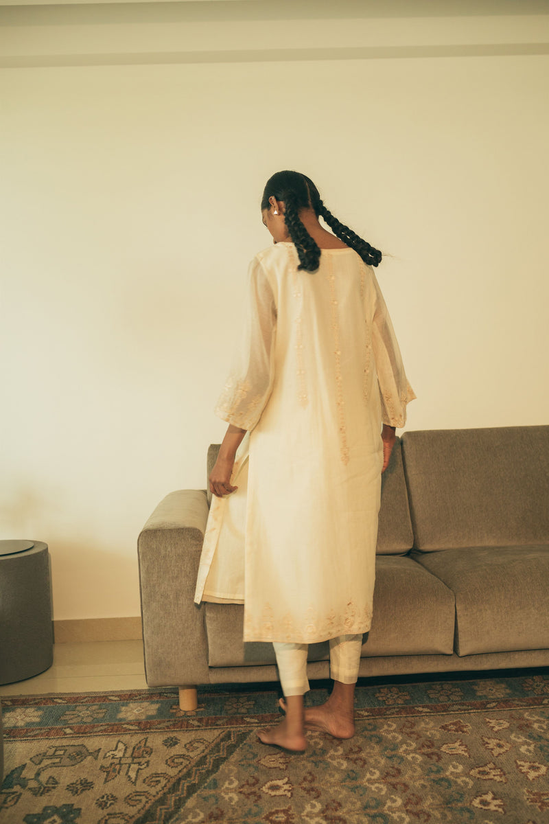 Sarang Kaur West Queen West White on White Kurta Pant Set Chanderi silk Ektaar SK01071 - Shop Cult Modern