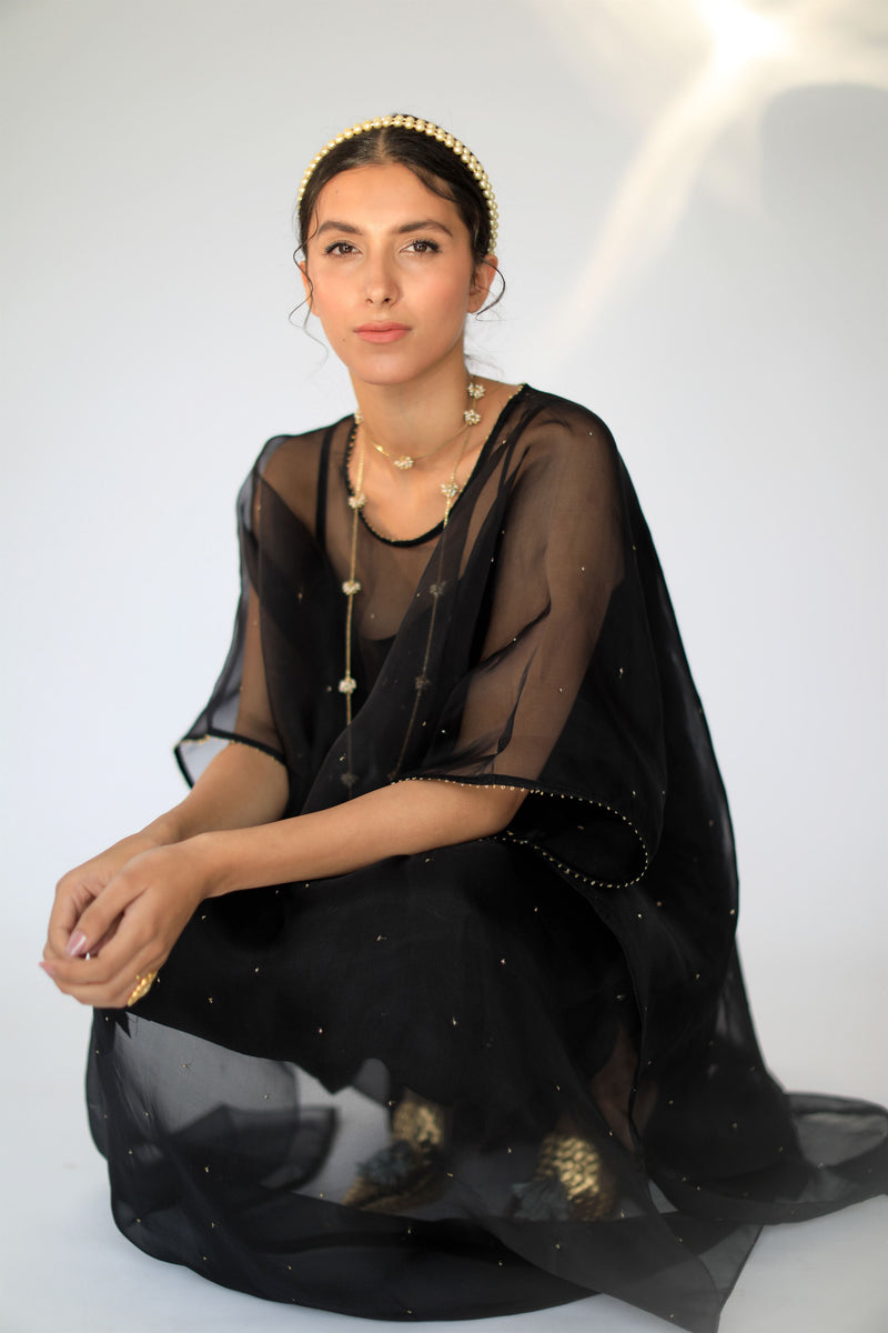 Shikha Mehta Ruth Black Zadie Cape Set Silk Organza Muslin Silk Silk Chanderi Black Hana Ss21F-Bc - Shop Cult Modern