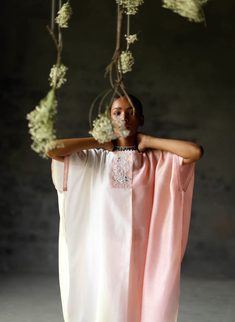 Shikha Mehta Palermo Gulabi Tani Tunic Set Chanderi Silk Ivory Paak Ss22-Smgt05 - Shop Cult Modern