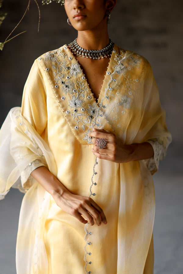 Shikha Mehta Beyonce Yellow Advika Kurta Set Silk Chanderi Yellow Paak Ss22-Smya20 - Shop Cult Modern