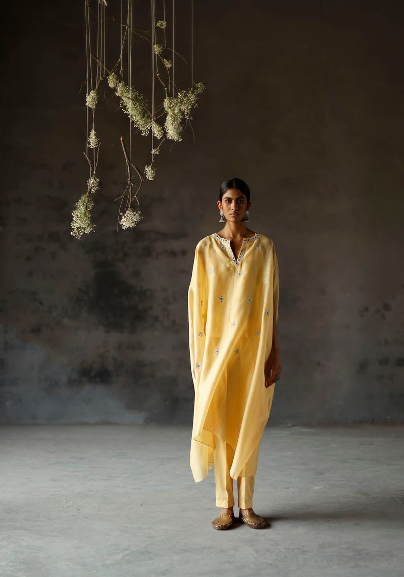 Shikha Mehta Gomez Yellow Anisa Kaftan Set Silk Chanderi Yellow Paak Ss24-Smks17 - Shop Cult Modern