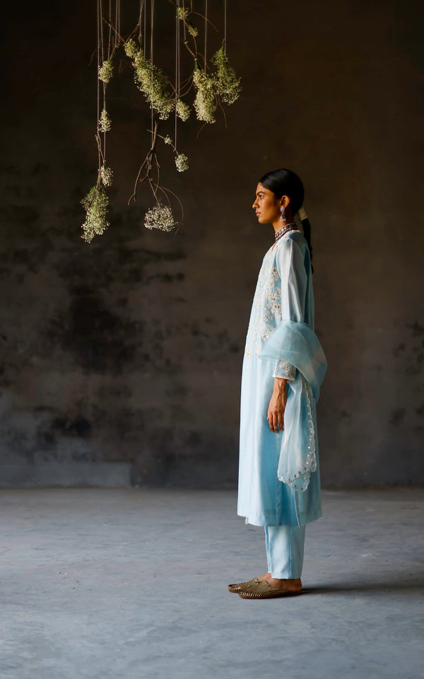 Shikha Mehta Drake Asmani Aneesha Kurta Set Silk Chanderi Blue Paak Ss22-Smha22 - Shop Cult Modern
