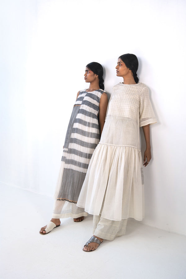Urvashi Kaur   -   Ratio Dress Hand Block Printed - Shop Cult Modern