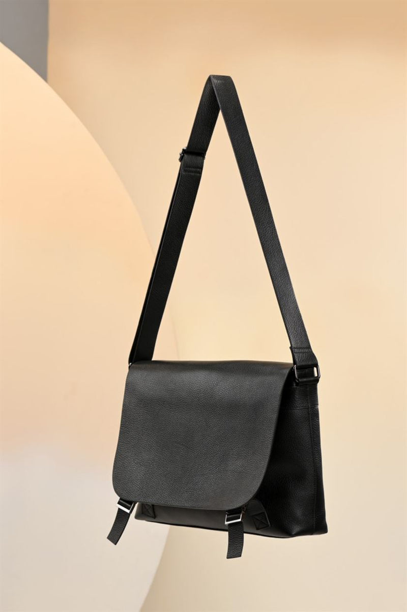 Perona   -   Mens-Leather Goods-Bags & Accessories -Yuuma-Pmb-Ss24-62-N/A-Black - Shop Cult Modern