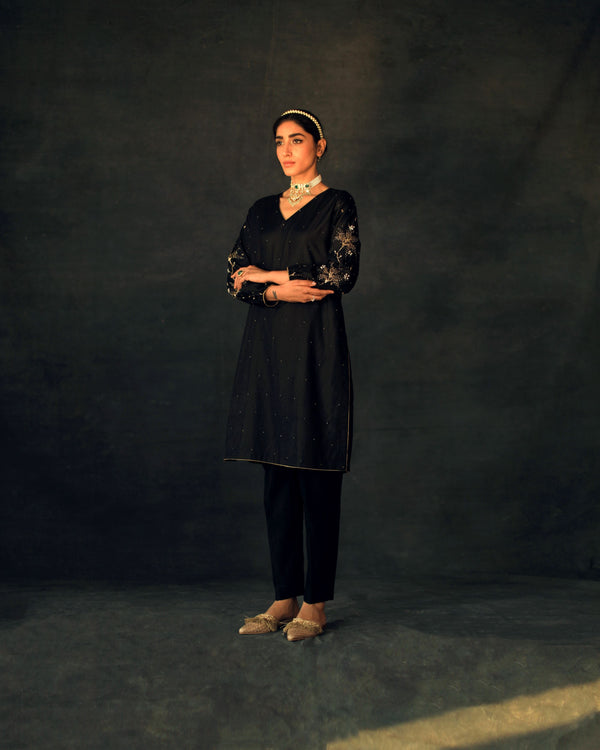 Shikha Mehta Priyanka Black Meha Kurta Set Silk Silk Chanderi Black Hana Ss21F-Mb - Shop Cult Modern