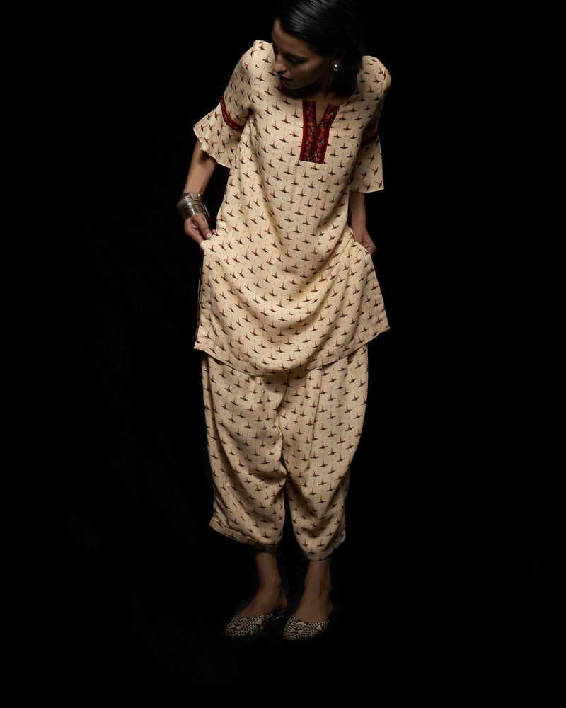 Viam   I   Ivory Ikat Hand Printed Kurti - Shop Cult Modern